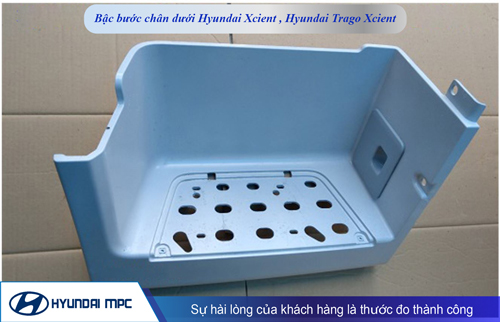 Bậc bước chân dưới Hyundai Xcient , Hyundai Trago Xcient