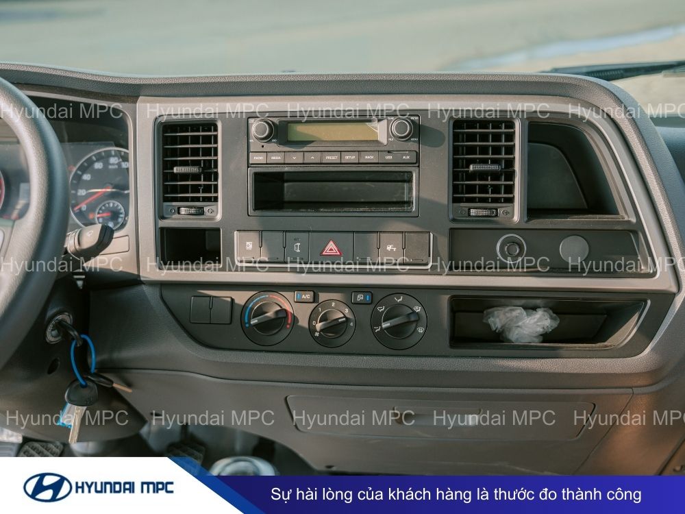Xe tải Hyundai EX11XL Tải 7 Tấn mới nhất 2025