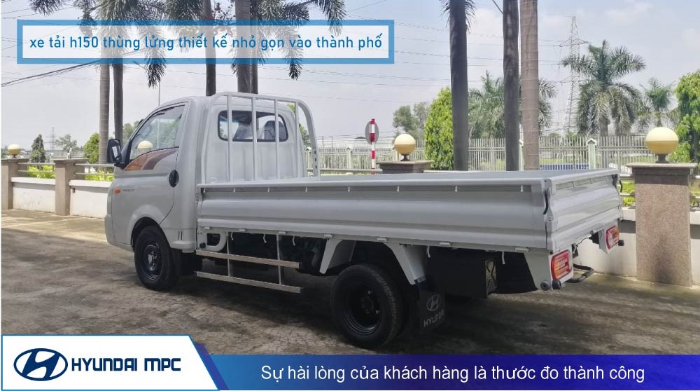 /xe_tai_h150_thung_lung_vao_noi_thanh