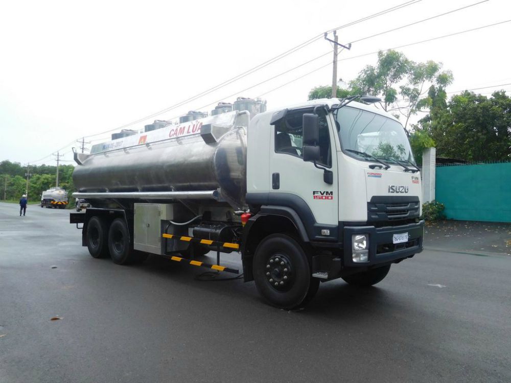 Xe bồn chở xăng dầu Isuzu 20 khối