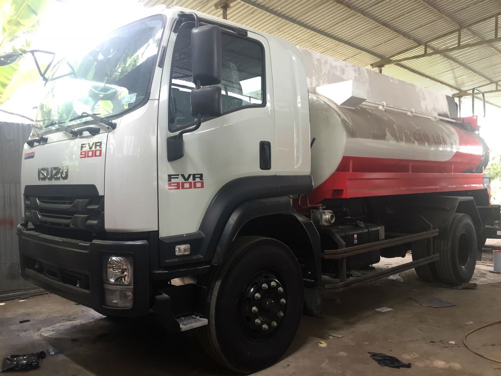 Xe bồn chở xăng dầu Isuzu 12 khối hiện đại