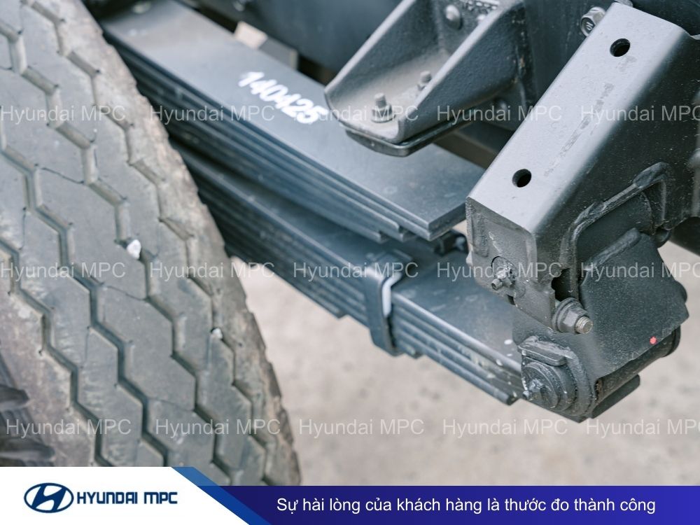 Xe tải Hyundai Mighty EX900XL tải 5T thùng dài 6m