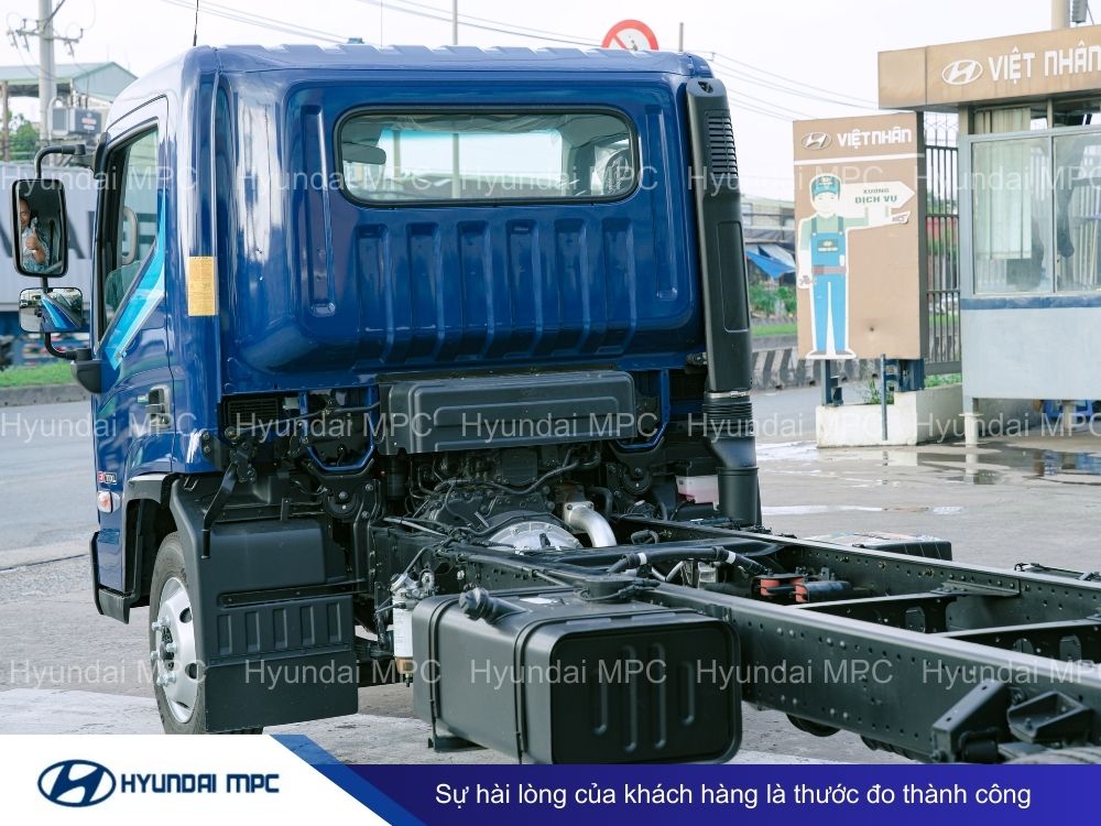 Xe tải Hyundai Mighty EX900XL tải 5T thùng dài 6m