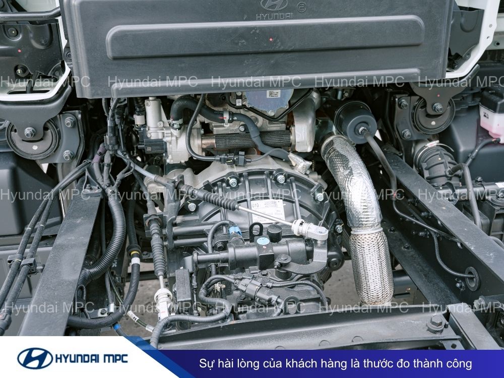 Xe tải Hyundai Mighty EX900XL tải 5T thùng dài 6m