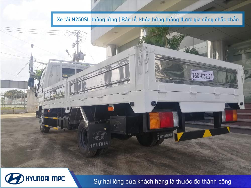 /ban_le_va_khoa_bung_xe_n250sl_thung lung